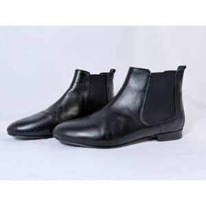 BODEN Leaton Chelsea Boots 38/US 7 Black Leather Ankle Booties Women Pull On